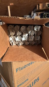 Full Case of General Electric Fluorescent Light Bulbs, 10 Bulbs in Box, F39BXSPX41, 39 Watts, 4 Pin Style