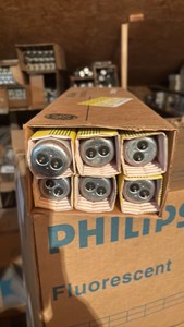 Full Case of General Electric Fluorescent Light Bulbs, 6 Bulbs in Box, F15-T12, Cool White 18 Inch Garage and Basement 18 inches long