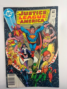 Justice League of America Issue #217 DC Comics Superman Wonder Woman and Others