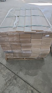 Full Pallet of Laminate Flooring  Mohawk Brand