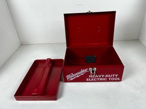 Milwaukee Vintage Metal Toolbox