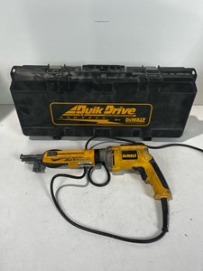 Dewalt Corded Heavy Duty Quail Driver Screwdriver With Carrying Case And Holster