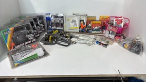 Lot of paint sprayer equipment