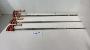 Lot of bar clamps