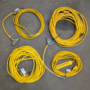 Lot of (4) extension cords. 15 & 20 Amp
