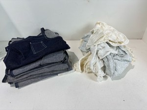 Lot of denim aprons (6) and rags