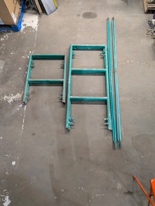 Scaffolding with 5 and 3 ends and Aluminum Platform.