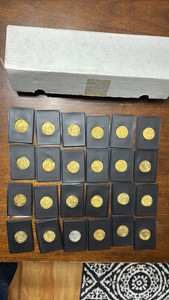 NHL Hockey Coins Pinnacle Mint, 24 Coins, Lots of Stars and Hall of Famers