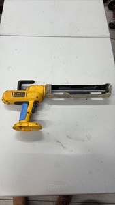 DeWalt Heavy Duty Cordless Adhesive Gun DC546