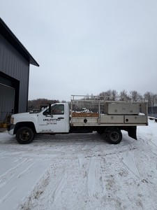 2007 Chevy 3500 HD SILVERADO 3500 LOW MILES