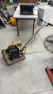 Soff-Cut (SofaCut) early-entry concrete saw.
