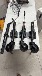 Ironton Bolt-on Side-Wind Marine Swivel Jacks