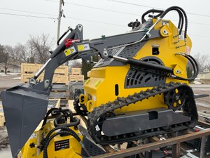 Mini Skid Steer Loader LDR-T460K1
