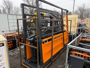 10 Cattle Squeeze Chute LHR-CSC10