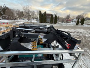 Skidsteer Backhoe BH-11-06H