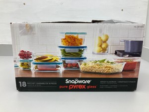 Snapware Pyrex Glass 18 Piece Storage Set