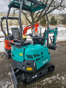 Mini Excavator QK16R with hydraulic thumb