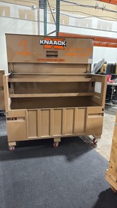 Knaack Job site StorageMaster Chest  Model 91