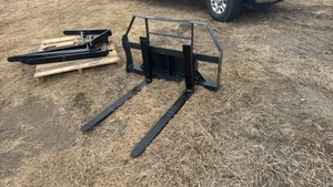 Mini Skid Steer Pallet Fork Frame Landhonor 2025 Unused MPF-11-2000G