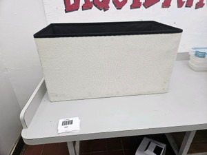 Foldable storage bin