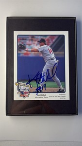 Autographed Team Issued Photo Kent Hrbek With Frame Minnesota Twins