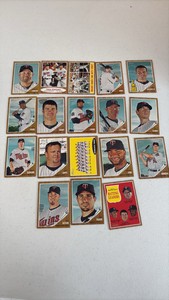 2011 Topps Heritage Minnesota Twins Team Set
