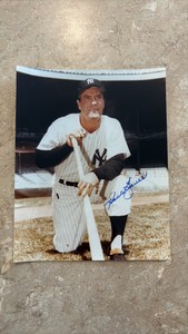 Hank Bauer Autographed 8x10 Baseball Picture