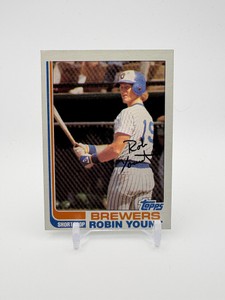 1982 Topps Robin Yount Milwaukee Brewers