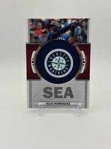 2023 Topps Series 1 - Team Logo Commemorative Patches Julio Rodriguez