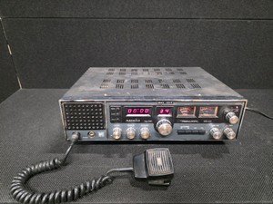 REALISTIC Navaho TRC-457 CB Radio Base Station