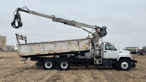 1997 CHEVY C-SERIES DUMPGRAPPLE TRUCK