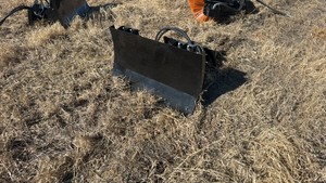 Mini Skid snow bladeIR2025Unused