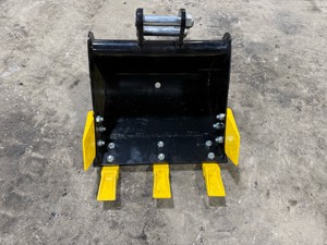 40cm Toothed Mini Excavator Bucket