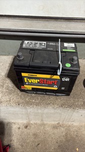 EVERStart 124R 670CCA battery