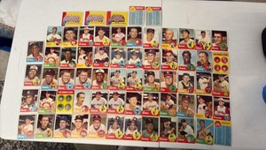 VINTAGE Topps baseball cards