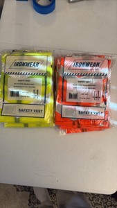 (12) IRONWEAR safety vests