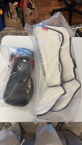 NEW Youngstar Youth Sparring gloves and Combat CRNR Professional shin guards