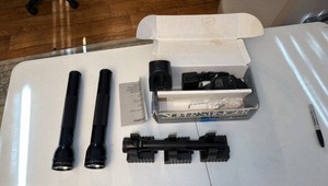 (3) DUTYFlashlights