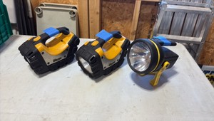 (3) LIGHTS Energizer Hardcase Lanterns Z-Lite LED Spotlight