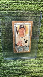 2025 Topps Allen and Ginter, Aaron Judge, mini Gold border, New York Yankees