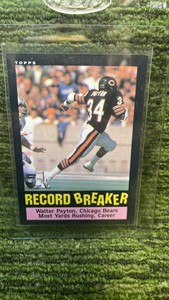 1985 Topps record breaker Walter Payton, Chicago Bears