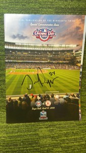 Minnesota Twins, Trevor Ploof autographed opening day official publication 2010