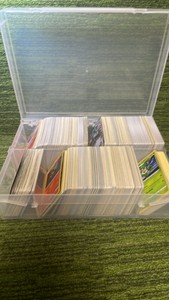 Pokmon mixed base lot estimated value between 1020 $