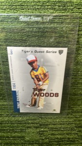 2002 Upper Deck, Tigers Quest series, Tiger Woods, tiny champ , jumbo card