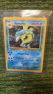 Pokmon Base Set  GYARADOS  Holo