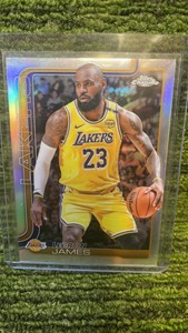 202526 Topps chrome LeBron James silver Refractor Los Angeles Lakers