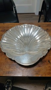 1965 shell shaped vernon downs bowl