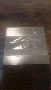 1961 87th Kentucky derby souvenir make up case