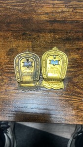 1869 good luck brass clips