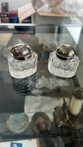 1920s jockey themed ink wells